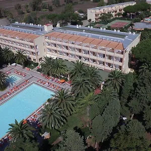 **** Hotel Oasis Itália