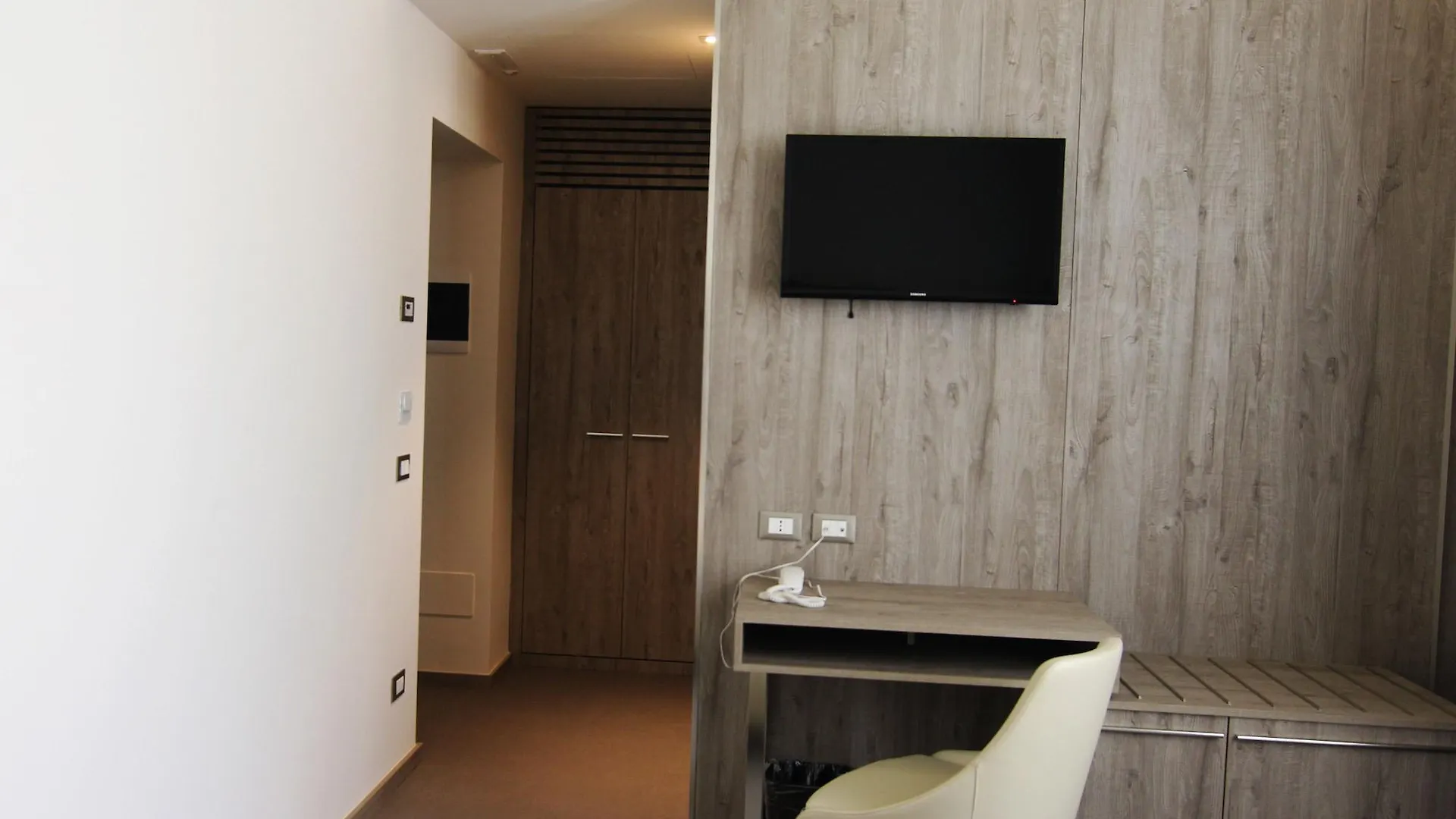 Sole Hotel Verona 3*,