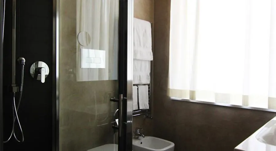 Sole Hotel Verona 3*,  Italy